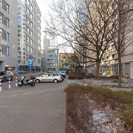 Rondo Onz Business By Bookinghost Warschau